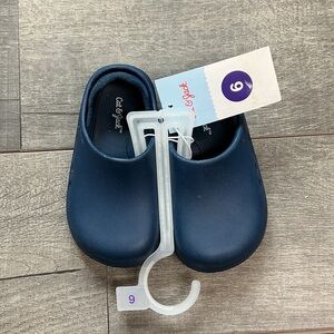 Cat & Jack Kids Navy Slippers